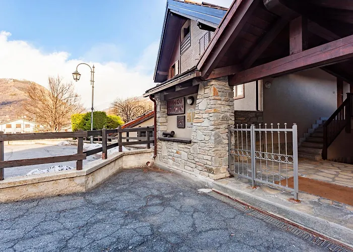 Casa Leonida Apartmán *